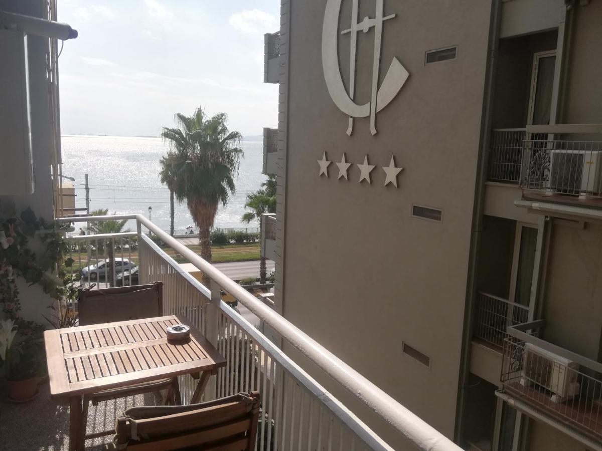 Athens Riviera Apt With Seaview, 15' To Acropolis Luaran gambar